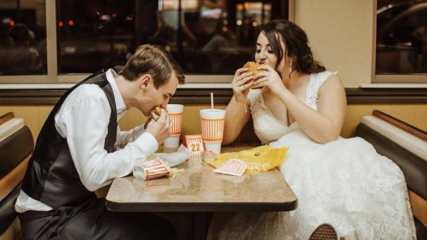 whataburger-couple-eating