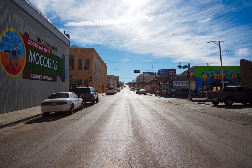 Gallup_NM_south_3rd_street