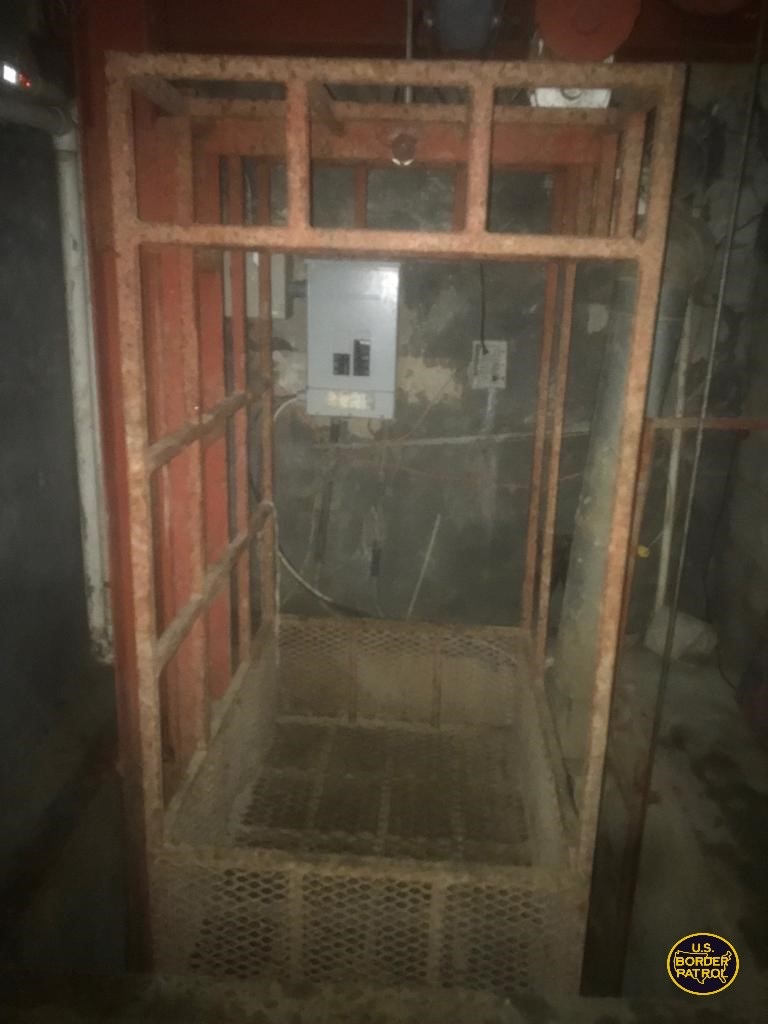 SD Border Tunnel 5