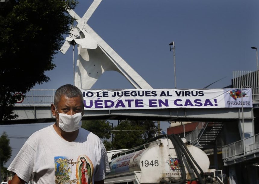 In Mexico, beach towns block themselves off because of virus - KYMA