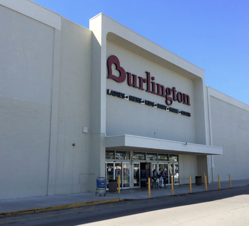 Burlington Store in Yuma opens up with a 50% off sale! - KYMA