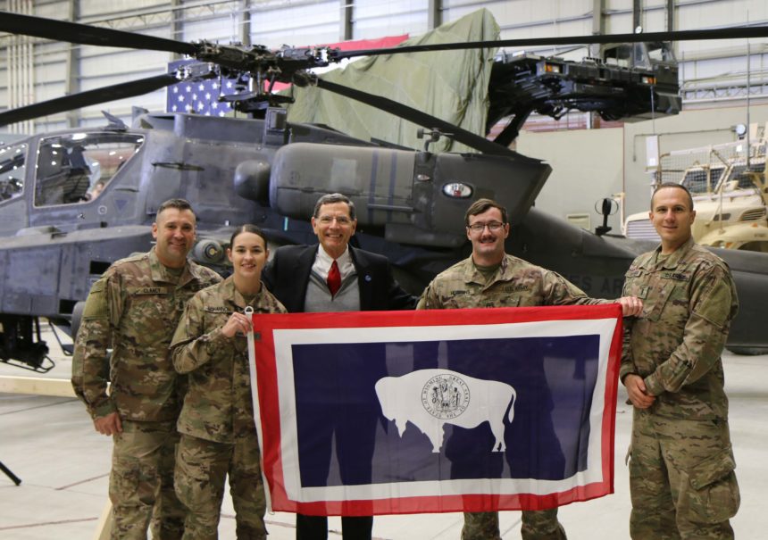 barrasso with wyoming troops