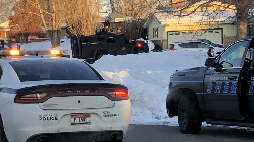 7th and Fanning st stand off