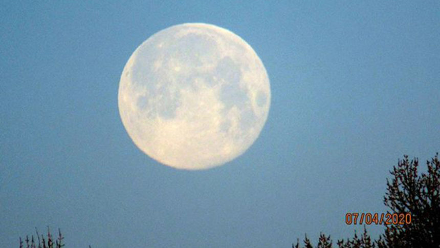 SUPER PINK MOON _Rick Lamoreaux3