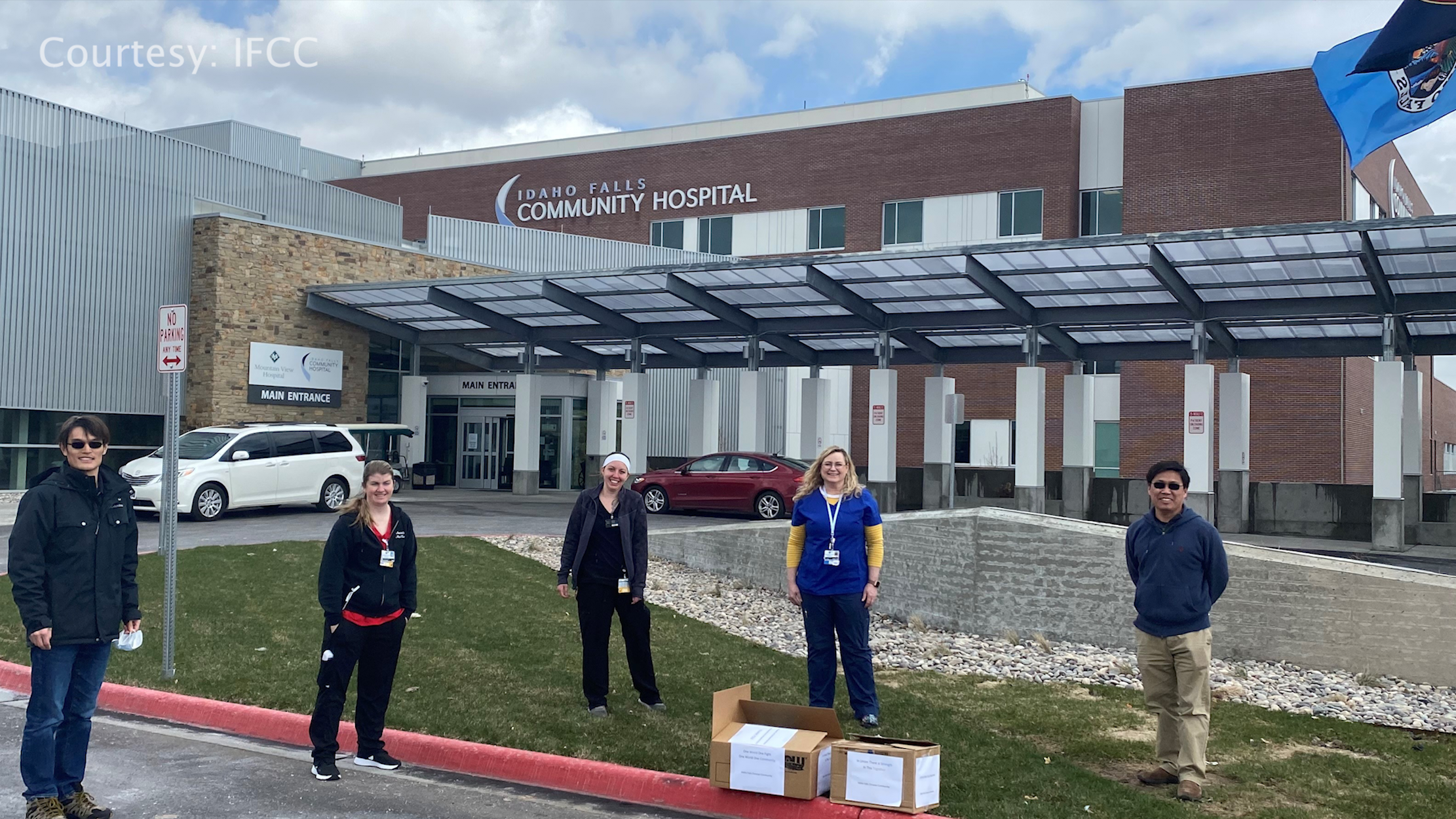 IFCC donates to community