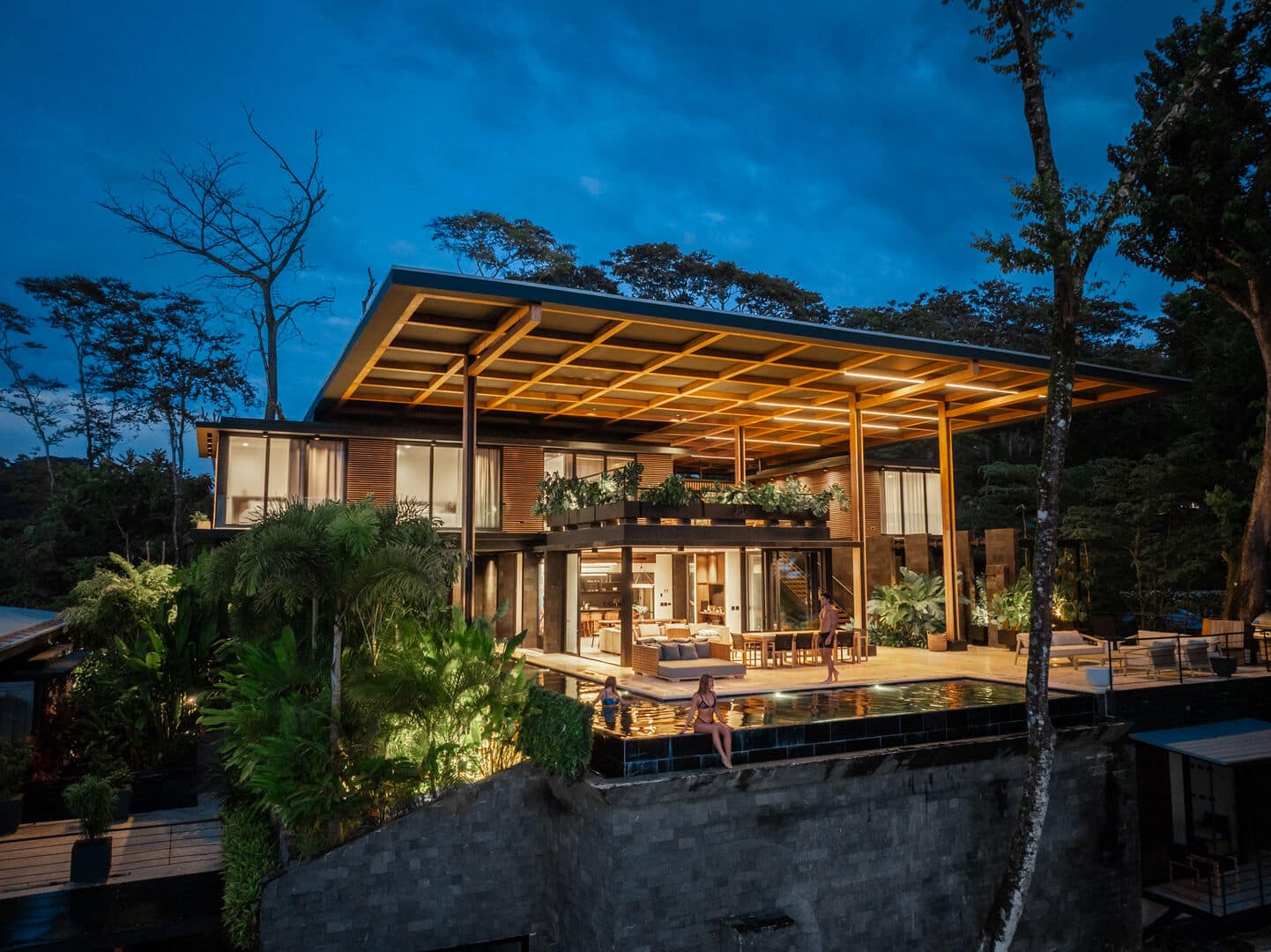 Villa Nalani luxury vacation rental with pool