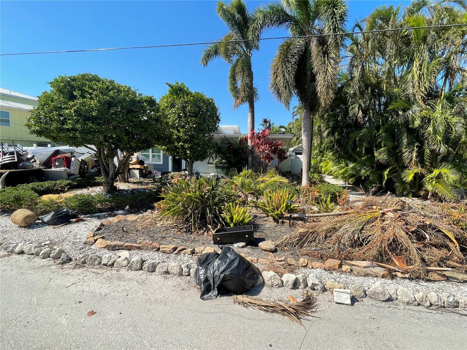 518 56TH, HOLMES BEACH,FL MLS a4625872 Anna Maria Island