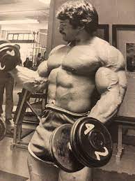 mike mentzer pumping iron