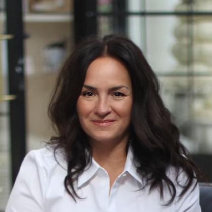 LeAnn Phelan Headshot