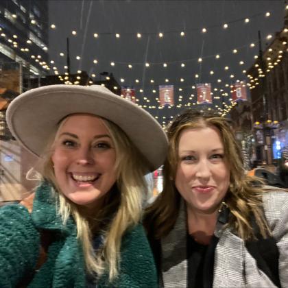 Jill and Amanda 