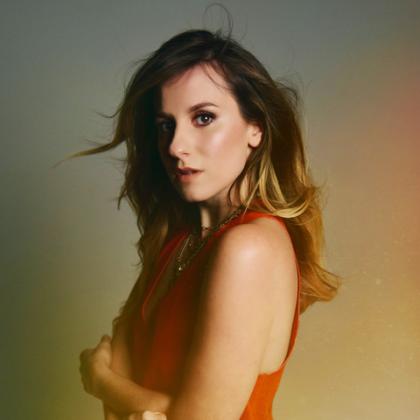 caitlyn_smith_headshot.jpg