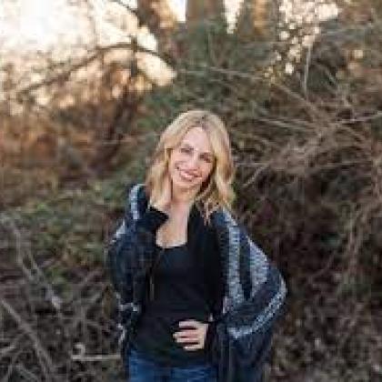 jenn_schott_headshot_updated.jpeg