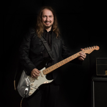roy_orbison_jr_fender_courtesy_rebecca_denton_photography.png