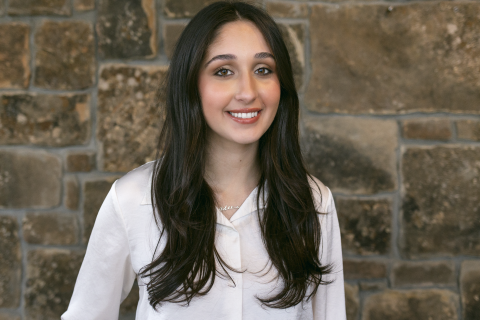 allison_pilotti_headshot_1.png