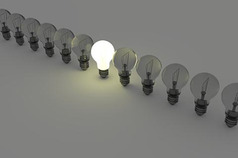 light-bulbs-1125016_1280.jpg