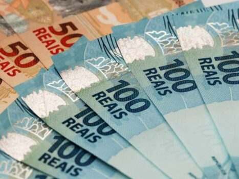 <strong>Arrecadação federal atinge R$ 210,19 bilhões em dezembro de 2022</strong> <strong>Arrecadação federal atinge R$ 210,19 bilhões em dezembro de 2022</strong>