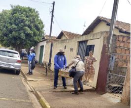 Arrastão Dengue O Arrastão de Limpeza que vem sendo realizado na cidade de Barretos já retirou mais de 50 mil quilos de entulhos nos bairros da cidade.