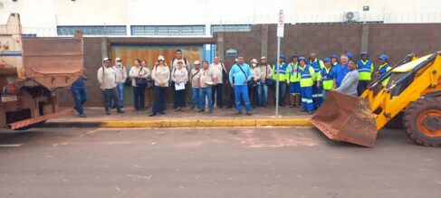 Arrastão de limpeza em bairros visa prevenir casos de dengue Arrastão de limpeza em bairros visa prevenir casos de dengue
