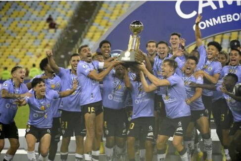 Del Valle ‘1 O Flamengo perdeu o título da Recopa Sul-Americana (disputado entre o campeão da Libertadores e o da Copa Sul-Americana) após ser superado por 5 a 4 na disputa de pênaltis