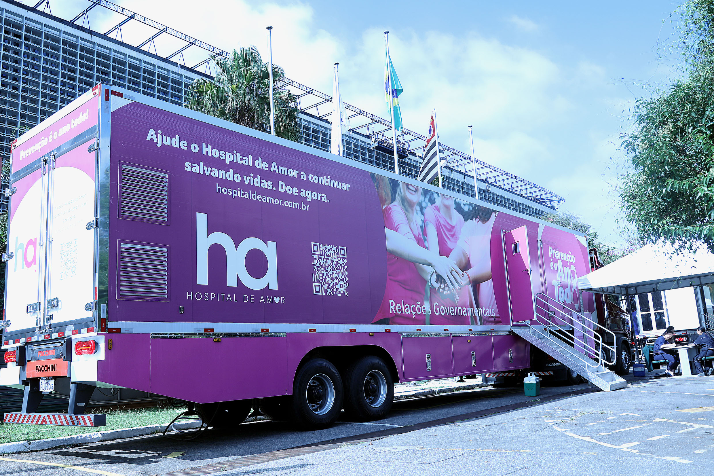 Dia Delas terá Carreta do Hospital de Amor na Estação Cultural