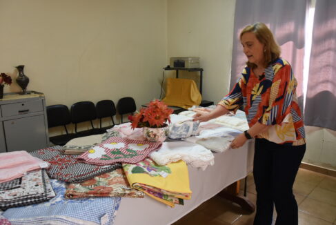 TIN_8375 A Sociedade Espírita 25 de Dezembro agendou para este sábado (6), das 9h às 15h, a Feira de Artesanato Especial Dia das Mães.