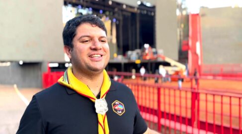 Jeferson Silva (4) Com a presença de mais de 26 mil Desbravadores vindos de várias regiões do estado de São Paulo, representando 600 clubes presentes, e visitantes de outros estados e até de outros países, tem início na noite desta quarta (12), às 19h20, o 8º Campori da União Central Brasileira, no Parque do Peão.