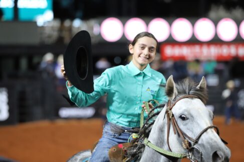 Gabriela Pegoger A 68ª Festa do Peão de Barretos teve como destaque nesta terça-feira (22), as disputas da Super Copa do Campeonato Barretos - Taça Os Independente na modalidade dos Três Tambores.