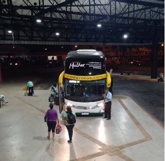 Rodoviária O número de embarques e desembarques de passageiros no Terminal Rodoviário de Barretos foi considerado tranquilo pela administração.