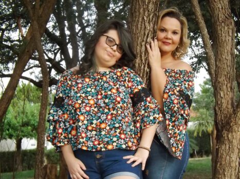 A semana começa especial para Ana Julia Dornelles Stoppa que completa mais um ano de vida nessa segunda-feira (11), recebendo o incondicional amor da mamãe Kátia e de toda a família. Parabéns e muitas alegrias! Parabéns, Ana Júlia!