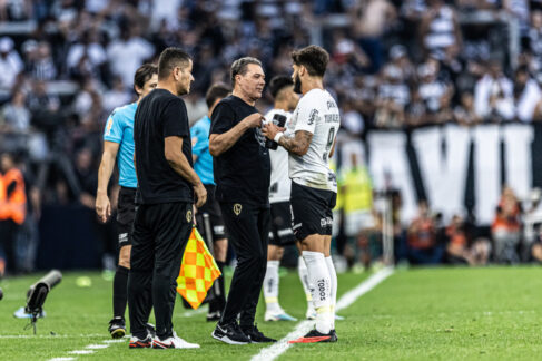 yuri_alberto_no_jogo_contra_o_palmeiras_pelo_ho51 Corinthians e Fortaleza empataram em 1 a 1 a partida de ida da semifinal da Sul-Americana, que ocorreu na noite desta terça-feira.