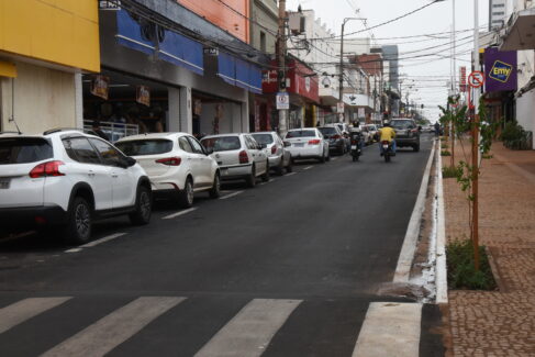 Abertura da rua 20 entre avenidas 19 e 21 foi realizada pela prefeitura (Foto: O Diário de Barretos) Abertura da rua 20 entre avenidas 19 e 21 foi realizada pela prefeitura (Foto: O Diário de Barretos)