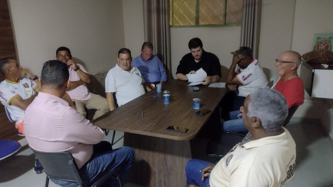Conselho do BEC agenda reunião para debater estatuto e eleições no clube