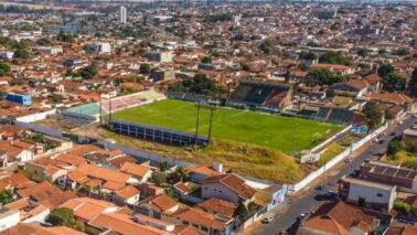 Partidas serão disputadas a partir das 8 horas com entrada gratuita no estádio do BEC (Foto: André Monteiro) Os times de categoria de base do Barretos Esporte Clube tem jogos agendados para este sábado (20), no estádio Fortaleza