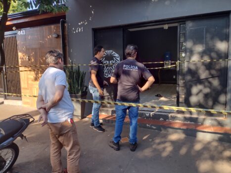 Morre homem atingido por disparos de arma em barbearia (Foto: Luis Nascimento – O Diário de Barretos) Morre homem atingido por disparos de arma em barbearia (Foto: Luis Nascimento - O Diário de Barretos)