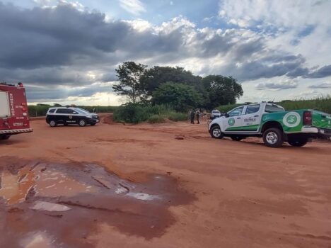 Polícia Civil trabalha com hipótese de homicídio no caso da família morta em Votuporanga (Foto: Divulgação – O Diário de Barretos) Polícia Civil trabalha com hipótese de homicídio no caso da família morta em Votuporanga (Foto: Divulgação - O Diário de Barretos)