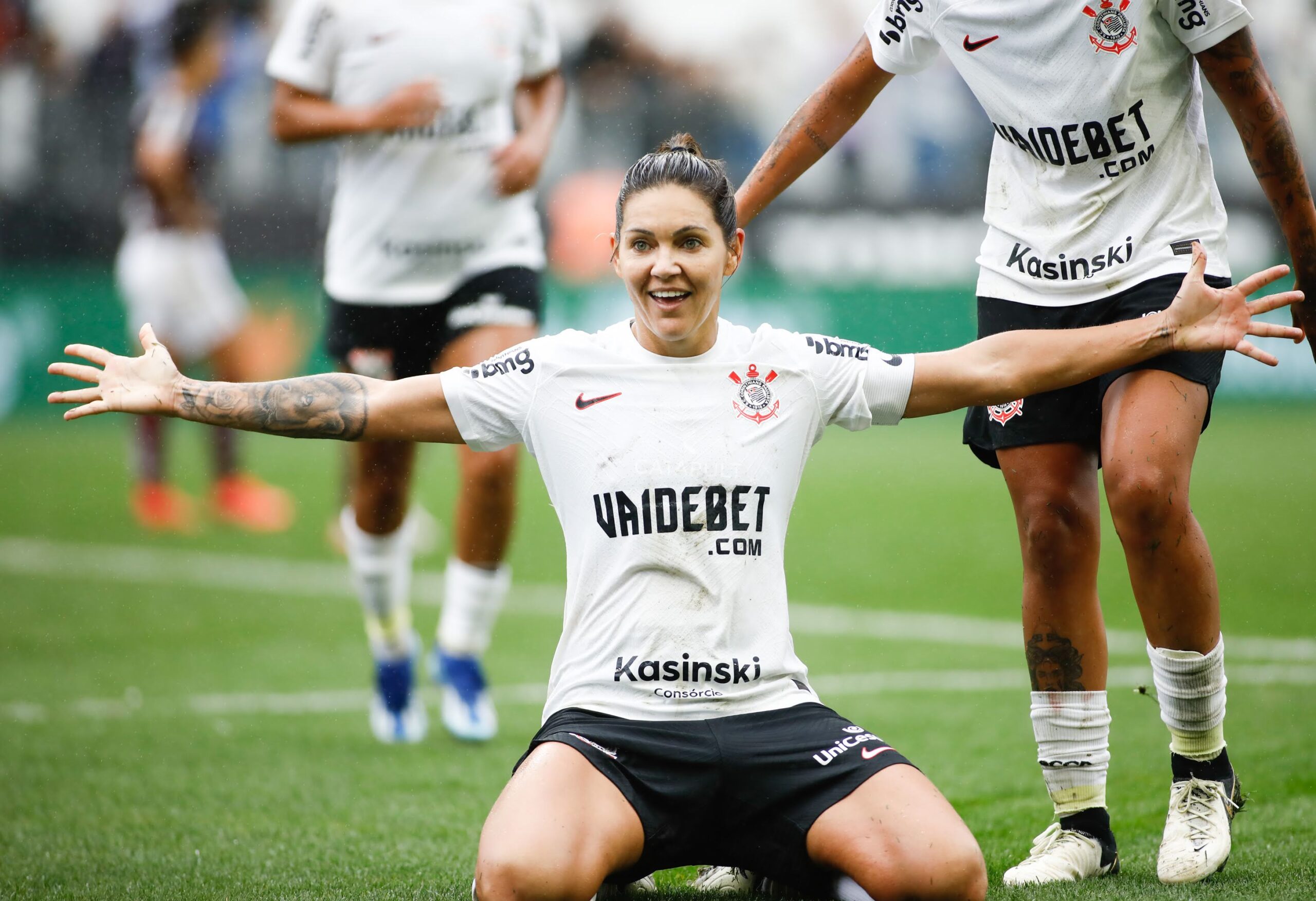 Corinthians vence e está na final do Mundial Feminino