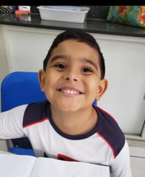 O lindo José Vitor completa hoje o seu aniversário, 6 anos, ao lado dos papais Thiago Luiz e Cristina e toda a família. Muitas felicidades! Felicidades, José Vitor!!