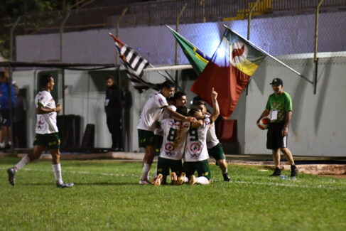 JMM_1618 O Barretos Esporte Clube encerrou a 13ª rodada empatando com o VOCEM de Assis, em 1 a 1, no estádio Fortaleza.