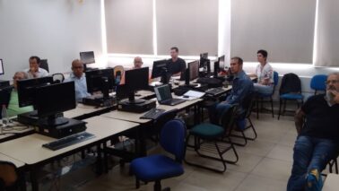 Os técnicos da Coordenadoria de Assistência Técnica Integral (CATI) passaram por um curso de capacitação para o preenchimento e análise do Módulo de Regularização Ambiental (MRA), entre os dias 17 e 19 deste mês.