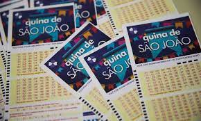 Nove apostas acertaram as dezenas da Quina de São João, concurso 7051, sorteado no domingo (28). Cada uma receberá R$ 26.603.233,33.