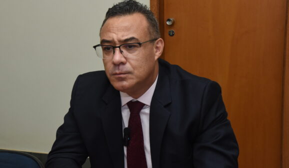 Os funcionários do Fórum de Barretos estão participando de uma votação interna para a escolha do Servidor do Ano do Fórum da Comarca de Barretos.