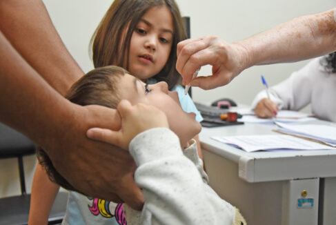 A imunização é recomendada para crianças menores de 5 anos A imunização é recomendada para crianças menores de 5 anos
