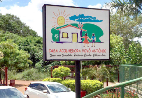 Casa Vovô Antônio promove campanha da pizza Casa Vovô Antônio promove campanha da pizza