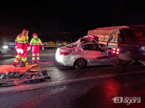 Acidente A Polícia Rodoviária registrou um grave acidente na noite desta sexta-feira (2) na SP – 310 - rodovia Washington Luís, em São Carlos.