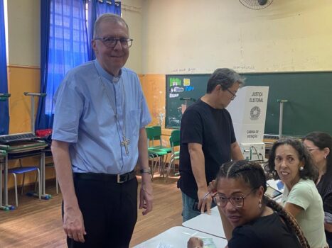 Dom Milton diz que votar é um exercício de fé e cidadania Dom Milton diz que votar é um exercício de fé e cidadania