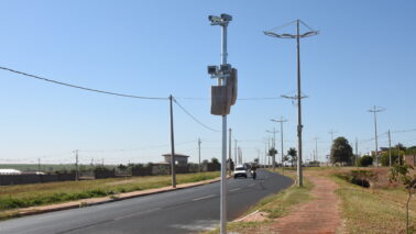 Avenida das Nações tem limite de velocidade de 50 km/h e radar nos dois sentidos (Foto: O Diário de Barretos)