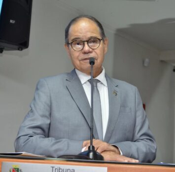 Dr. Lúcio Antônio Pereira, presidente da APCD, celebra a vida e muitas conquistas hoje (24,) entre familiares e amigos hoje. Ele renova o ciclo com o coração cheio de alegria e gratidão. Parabéns! O cirurgião-dentista, Lúcio Antônio Pereira, juntamente com o contabilista João Carlos Duarte estão à frente de um movimento que reúne sócios e ex-sócios de Jockey Club de Barretos