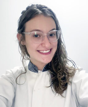 Débora Mazzochi Banck, estudante do 2º período do curso de medicina da Facisb, orientada pelo prof. Eduardo Marcelo Cândido Como reconhecer um infarto?
