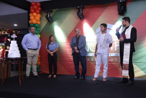 TIN_6735 Um culto ecumênico e homenagens a funcionários realizado no North Shopping Barretos foram umas das programações do aniversário de 14 anos do empreendimento realizadas durante toda a quinta-feira (5).
