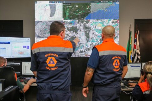 defesa civil moradores de Campinas foram alertados para o risco de enxurradas e inundações